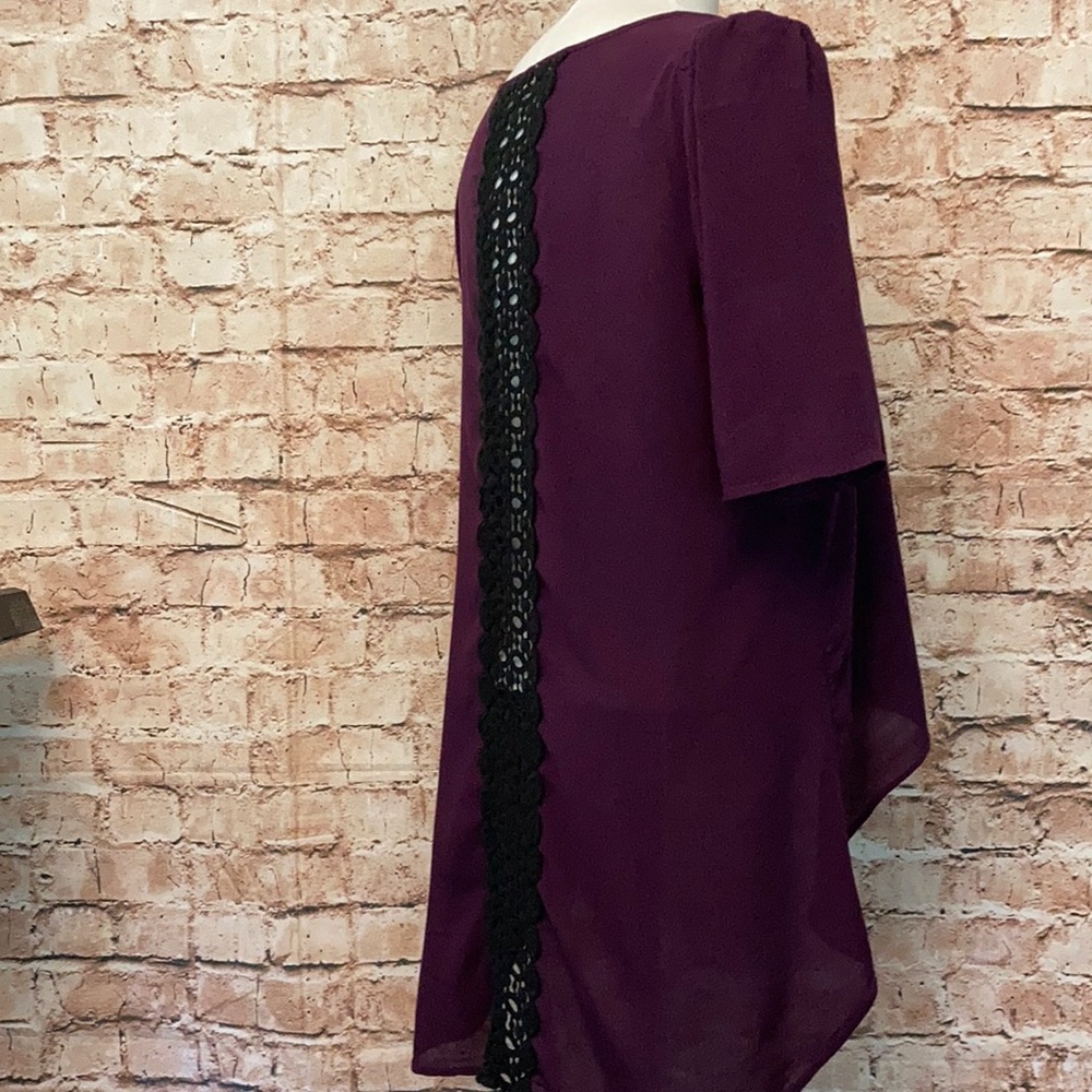 Lovely Lily White high low top
